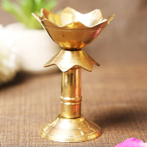 3.5 inch Kamal Stand Brass Diya – Elegant Traditional Brass Oil Lamp for Puja and Home Decor.India’s Largest Pooja Accessories Brand – www.satvikworld.com
