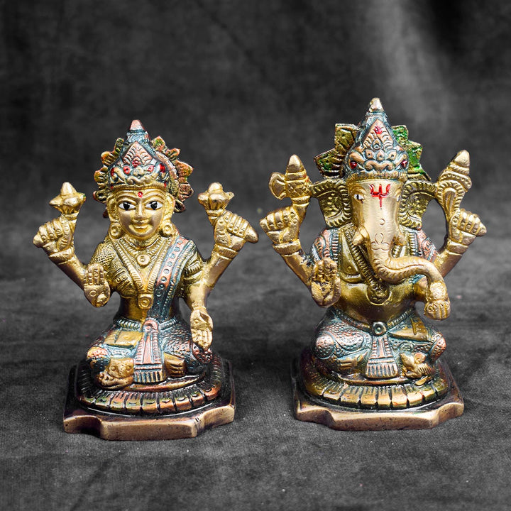 Beautiful handcrafted brass Lakshmi Ganesh idol for home temple and festive pooja. India’s Largest Brass Idols Brand - www.satvikworld.com