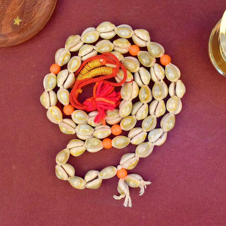 Kodi Mala Necklace – Traditional black thread necklace with multiple knots, worn for protection and spiritual significance. India’s Largest Pooja Accessories Brand - www.satvikworld.com