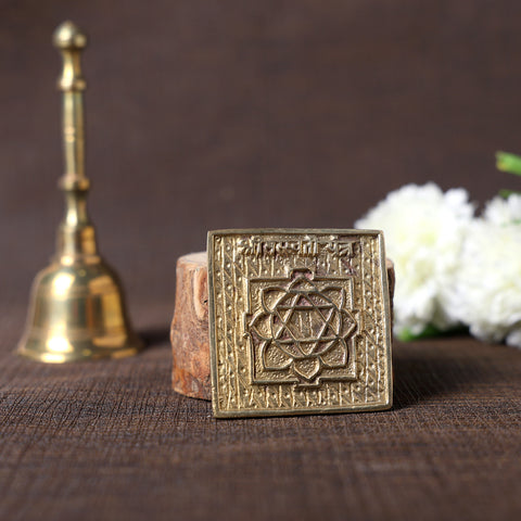 Asht Dhatu Saraswati Yantra for knowledge, wisdom, education, creativity, and spiritual growth, ideal for study rooms, home temple, and puja rituals. India’s Largest Pooja Accessories Brand – www.satvikworld.com