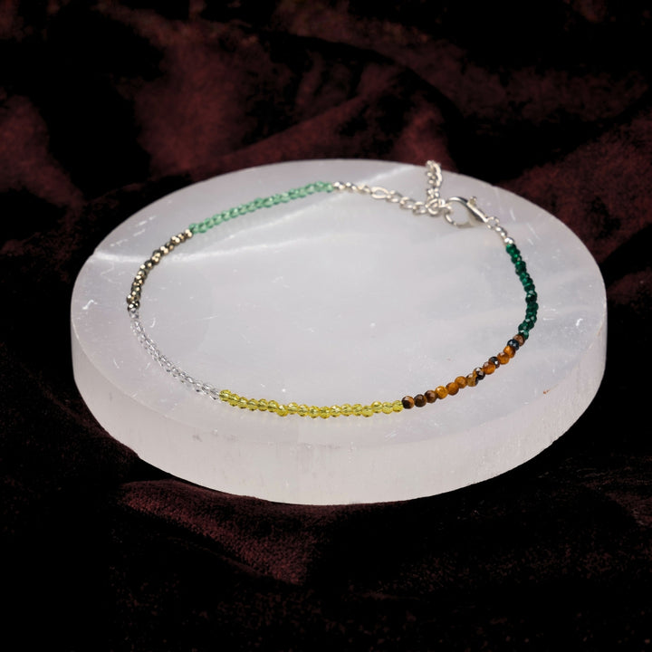 Dhan Yog healing gemstone anklet for wealth and prosperity. India’s Largest Puja Accessories Brand- www.satvikworld.com