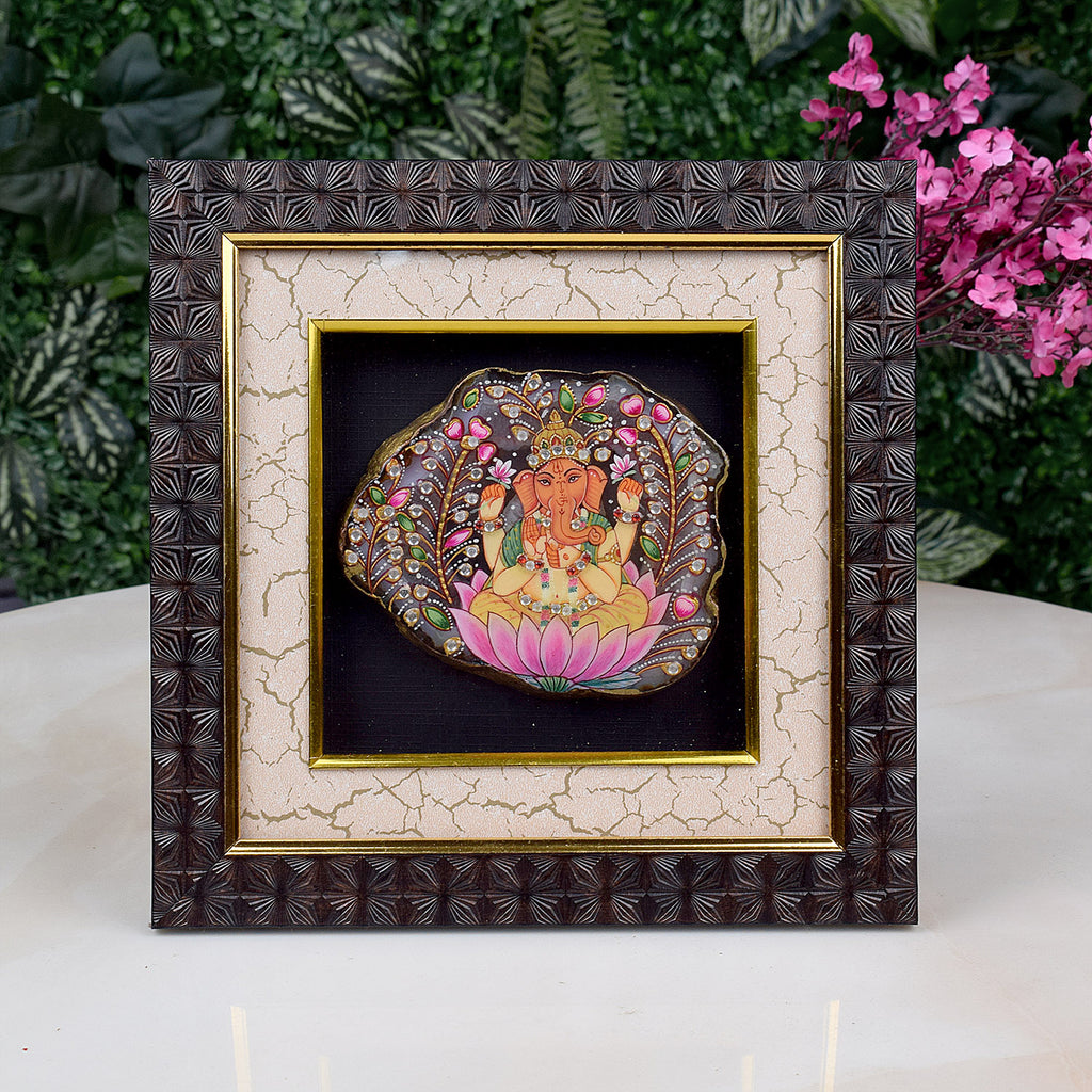 Divine Agate Ganesha Wooden Photo Frame featuring Lord Ganesha embedded on natural agate stone with elegant wooden border India’s Largest Pooja Accessories Brand – www.satvikworld.com