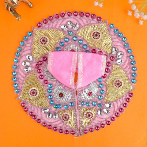 Beautiful embroidery dresses for Laddu Gopal Ji available in sizes 0 to 6, perfect for pooja and festive occasions. India’s Largest Pooja Accessories Brand – www.satvikworld.com