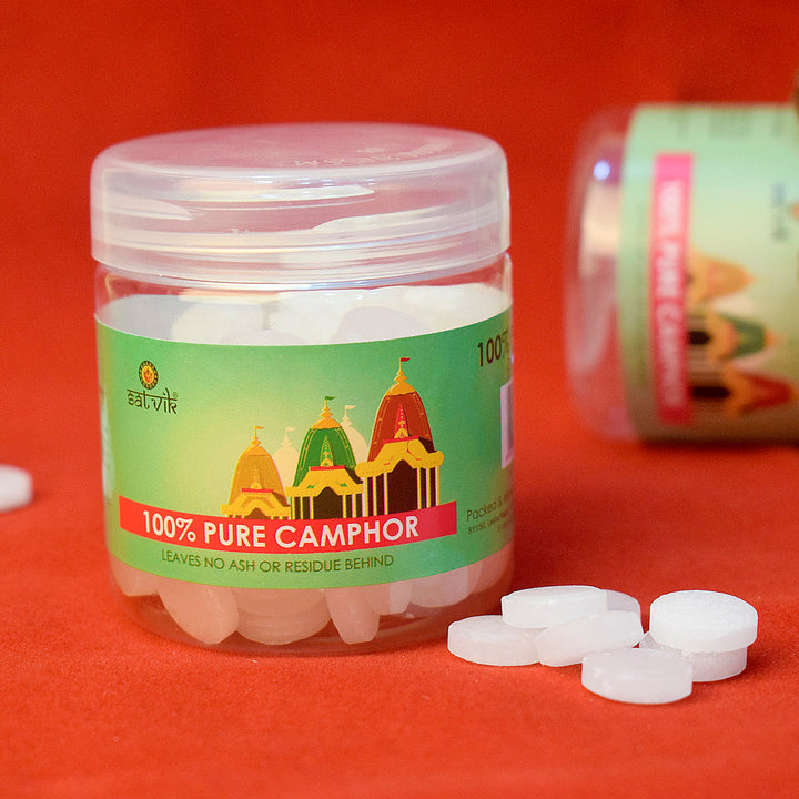 A packet of 50 grams of pure white camphor, commonly used in Hindu rituals, aarti ceremonies, and spiritual practices for its purifying and aromatic properties. India’s Largest Pooja Accessories Brand – www.satvikworld.com