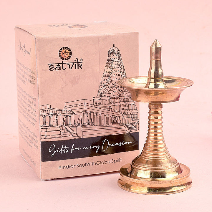 3.5 Inch Small Brass Kerala Diya AKP NilaVilakku Deepam – Compact brass diya, ideal for pooja ceremonies and spiritual rituals. India’s Largest Pooja Accessories Brand – www.satvikstore.in