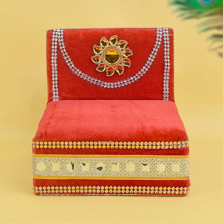 Divine Embrace Velvet Sleeping Bed Small for Laddu Gopal – India’s Largest Pooja Accessories Brand – www.satvikworld.com