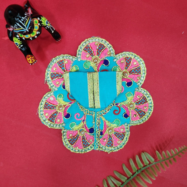 Charming Laddu Gopal Dress No.1 with soft fabric and traditional embroidery for pooja and Janmashtami. India’s Largest Pooja Accessories Brand – www.satvikworld.com