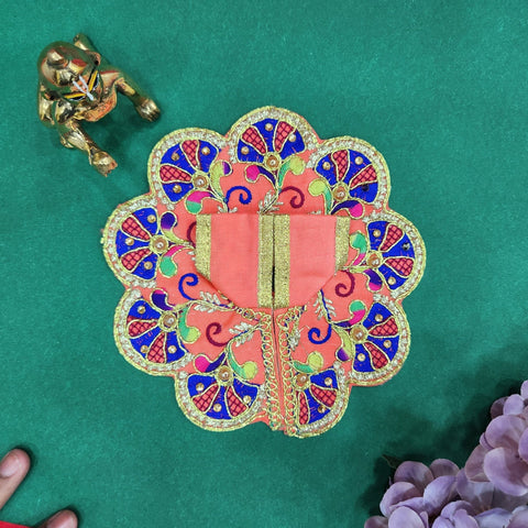 Elegant Laddu Gopal Dress No.2 Design-3 with intricate embroidery for pooja and Janmashtami. India’s Largest Pooja Accessories Brand – www.satvikworld.com